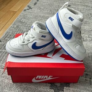 Nike toddler high top sneakers size 6